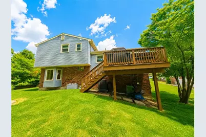 111 Crestwood Dr, Ross Twp, PA 15237 - Photo 5
