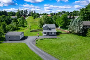 214 Willow Run Dr, Center Township, PA 16001 - Photo 3