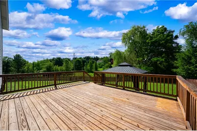 214 Willow Run Dr, Center Township, PA 16001 - Photo 25