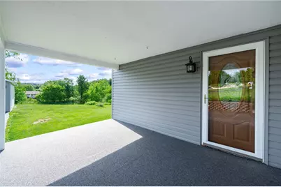 214 Willow Run Dr, Center Township, PA 16001 - Photo 7