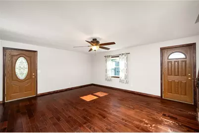 214 Willow Run Dr, Center Township, PA 16001 - Photo 13