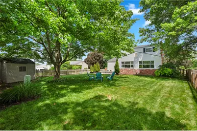 107 Heston Dr, Cranberry Township, PA 16066 - Photo 3
