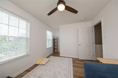 1909 Colonial Dr, Pittsburgh, PA 15143 - Photo 27