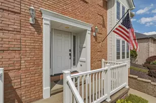 130 Field Club Dr, Robinson Twp, PA 15136 - Photo 3