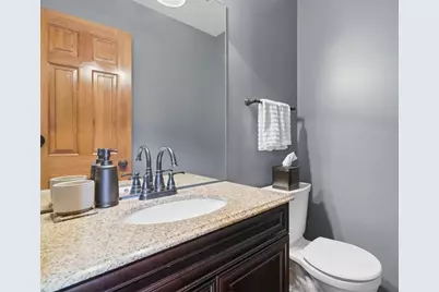 130 W Field Club Drive, Robinson Twp, PA 15136 - Photo 11