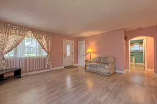 608 Wyandotte St, Irwin, PA 15642 - Photo 3