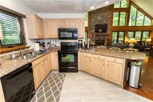 2304 S Ridge Dr, Hidden Valley, PA 15502 - Photo 15