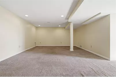 41 R Kenridge Dr, Kennedy Township, PA 15136 - Photo 23