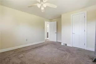 41 R Kenridge Dr, Kennedy Township, PA 15136 - Photo 17