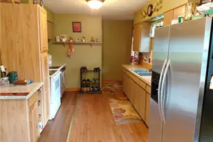358 Hadley Rd, Hempfield Township, PA 16125 - Photo 5