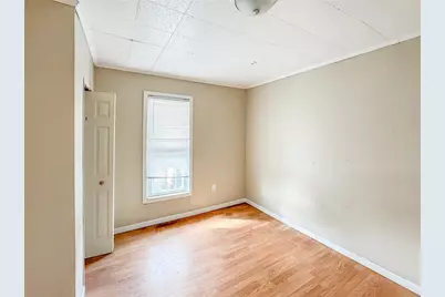 220 W 10th Ave, Tarentum, PA 15084 - Photo 5