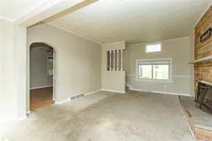 220 W 10th Ave, Tarentum, PA 15084 - Photo 17