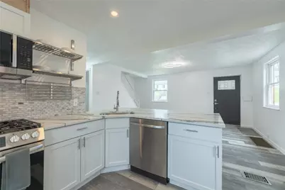1316 Barkley Rd, Port Vue, PA 15133 - Photo 13