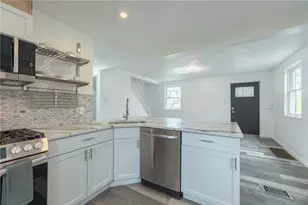1316 Barkley Rd, Port Vue, PA 15133 - Photo 13