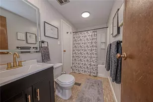 4437 Helmar Dr, Monroeville, PA 15146 - Photo 11