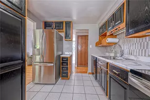 4437 Helmar Dr, Monroeville, PA 15146 - Photo 9