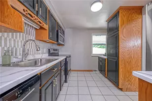 4437 Helmar Dr, Monroeville, PA 15146 - Photo 7
