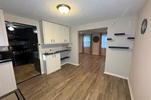 107 Grover St, Pittsburgh, PA 15223 - Photo 9