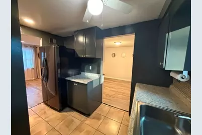 107 Grover St #A, Pittsburgh, PA 15223 - Photo 11