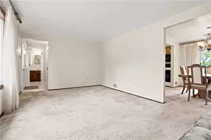 1852 Patricia Dr, South Park, PA 15129 - Photo 7