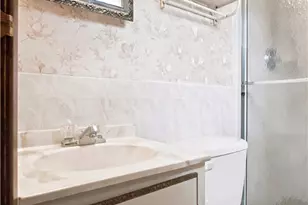 1852 Patricia Dr, South Park, PA 15129 - Photo 19