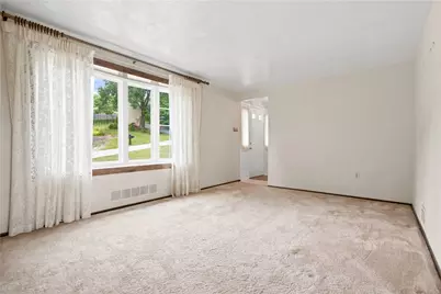 1852 Patricia Drive, South Park, PA 15129 - Photo 5