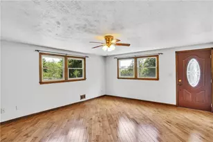 2404 Marble Ln, Pittsburgh, PA 15143 - Photo 7
