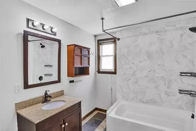 2404 Marble Ln, Pittsburgh, PA 15143 - Photo 15