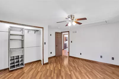 2404 Marble Ln, Pittsburgh, PA 15143 - Photo 15