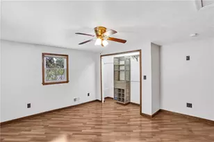 2404 Marble Ln, Pittsburgh, PA 15143 - Photo 13