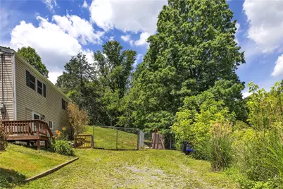 2404 Marble Ln, Pittsburgh, PA 15143 - Photo 29