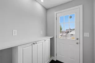 164 W Larkspur St, Munhall, PA 15120 - Photo 11