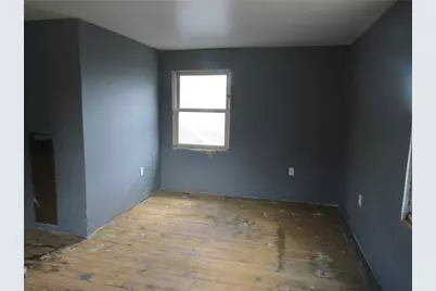 19 Gibson Ave, Washington, PA 15301 - Photo 13