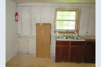 19 Gibson Ave, Washington, PA 15301 - Photo 5