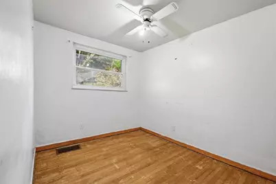 626 Perrilyn St, Pittsburgh, PA 15226 - Photo 19
