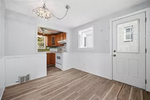 626 Perrilyn St, Pittsburgh, PA 15226 - Photo 9