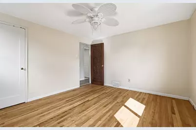 626 Perrilyn St, Pittsburgh, PA 15226 - Photo 15