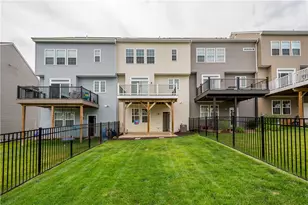 31 Hawthorne Dr, Chartiers, PA 15301 - Photo 5