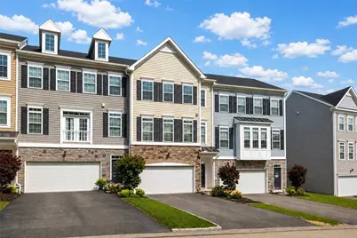 31 Hawthorne Dr, Chartiers, PA 15301 - Photo 1