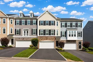 31 Hawthorne Dr, Chartiers, PA 15301 - Photo 1