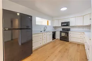 108 Lewis Dr, Pittsburgh, PA 15235 - Photo 7