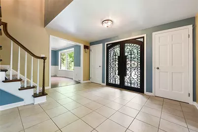 153 Oakwood, Peters Township, PA 15317 - Photo 3