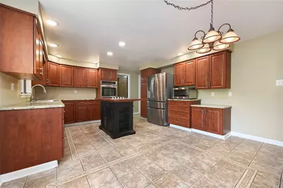 153 Oakwood, Peters Township, PA 15317 - Photo 7