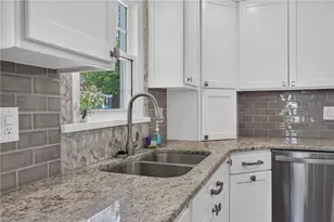 205 Coral Dr, Pittsburgh, PA 15241 - Photo 19
