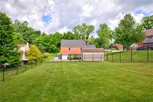 205 Coral Dr, Pittsburgh, PA 15241 - Photo 3