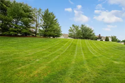 6305 Oyster Bay Ct, Bridgeville, PA 15017 - Photo 29