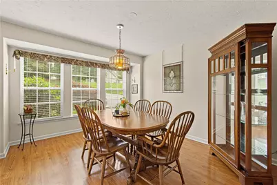 6305 Oyster Bay Ct, Bridgeville, PA 15017 - Photo 7