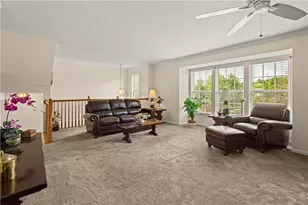 6305 Oyster Bay Ct, Bridgeville, PA 15017 - Photo 3