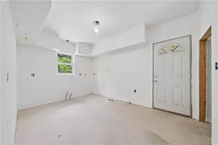 1351-1353 Mt Pleasant Rd, Hempfield Township, PA 15601 - Photo 19