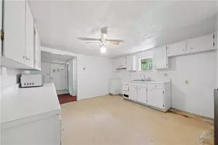 1351-1353 Mt Pleasant Rd, Hempfield Township, PA 15601 - Photo 35